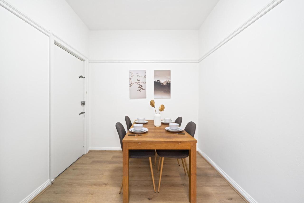 Burwood New 2 Bedroom 2 Bath Apt Free Parking ซิดนีย์ ภายนอก รูปภาพ